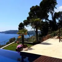 Blueview Villa – hotel w mieście Llafranc
