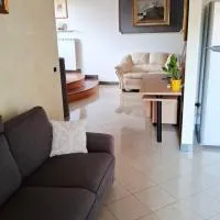 The Happy Goat Apartment، فندق في Germignaga