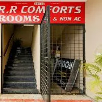 Hotel O R R Comforts Boarding and Lodging، فندق في بانغالور