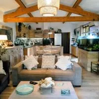 Le Cocon Provençal, gîte privé avec jacuzzi, Hotel in Vers-Pont-du-Gard