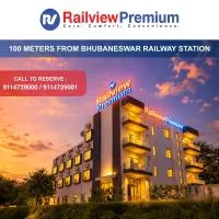 Railview Premium- Nr Railway Station Gate No 6, hotel em Bhubaneshwar