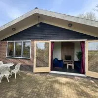Rustig appartement met vrij uitzicht nabij Hoorn & Enkhuizen، فندق في Wijdenes