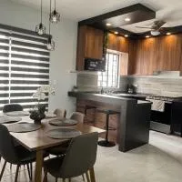 Casa La Amistad Comoda Casa con 3 Habitaciones โรงแรมในซัลติโญ