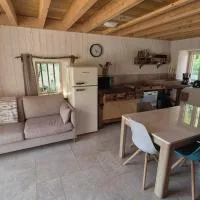 La cabane du pédaleur, hôtel à Fourbanne