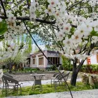 The Kesar Guest House Sumoor, hotel em Vale de Nubra