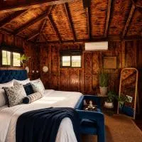 Sunset Calm Retreat Bungalow, מלון בהאלאיווה