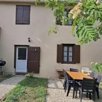 La maison de la prise d'Alzeau, hotell i Lacombe