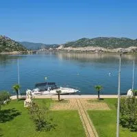 Haven Bay Apartment, hotel sa Rogotin