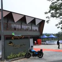 Better Suites Hotel, hotel sa Meppādi