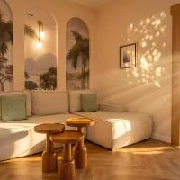 NAVU Apartment, hotel a Katun