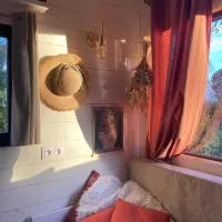Tiny House de Clara, hotel em Avrillé