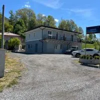 Moon Valley Holiday Home, hotel in Lauria