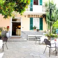 Hotel Villa Bianca, hotel v destinaci Laigueglia
