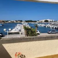 Résidence soleilla, hotel v destinaci Le Barcarès