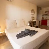 Appartement rémire Jacuzzi et wifi tout équipé, hotel a Bourda