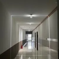 Khách Sạn Phượng Vĩ、Cà Mauのホテル