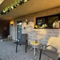 Apartamenty i pokoje nad Sołą, hotel di Czernichów