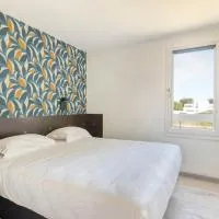 Fasthotel Angers Beaucouzé, מלון בבואוקוז