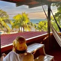 Bananoz Surfhouse, hotell sihtkohas El Tránsito