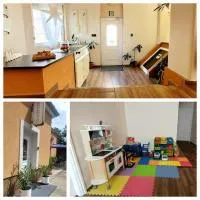 Megyeház Apartman, hotel di Makó