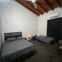 El Hostal de Lucy, kh&aacute;ch sạn gần S&acirc;n bay quốc tế Silvio Pettirossi, Luque