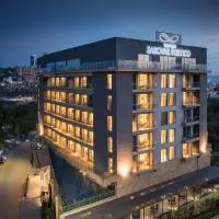 Bamus Sarovar Portico Kampala, hotel u gradu Kampala