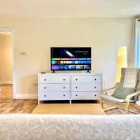 Bay Breeze Hideaway: Cobh şehrinde bir otel