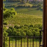 Villa Irene Langhe, hotell i Monforte dʼAlba