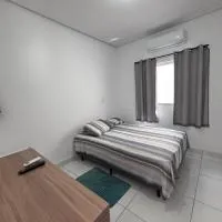 Quarto Executivo em Bacabal-MA - TV, Frigobar e Ar-condicionado – hotel w mieście Bacabal