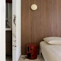 Cozy Studio, Pool & Beaches 2 min away, hotel em Roquebrune-Cap-Martin