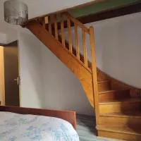 Florac-trois-rivières, Place au Beurre, hotell sihtkohas Florac
