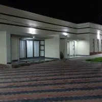 Lesiba guesthouse, хотел в Kwamhlanga