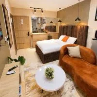 Happy Lodge Shortlets & Suites, Freedom Way, Lekki phase 1, hotel v destinaci Ogoyo