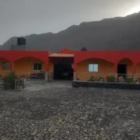 Casa Pirinha, hotell i Portela