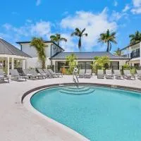 Tropic Isle At Anna Maria Island Inn, מלון בבראדנטון ביץ'