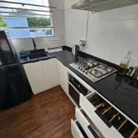 Viesnīca Apartamento con gran balcón frente a parque Montevideo
