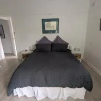 Coastal Grevillea Studio Retreat, hotel em Ettalong Beach