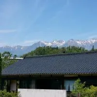 Private Traditional Japanese House with Alps View 一棟貸し古民家宿 nagare, hotel en Iijima