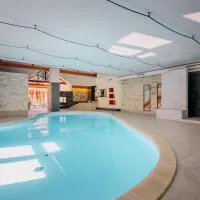 Wellness Sporthotel Zátoň - Adults only: Větřní şehrinde bir otel