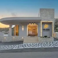 Faflagos Apartments، فندق في Psari Forada