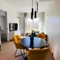 Tallinn Seaside Apartment - Stroomi Beach & Forest, Sea-View Balcony, hotel a Tallinn