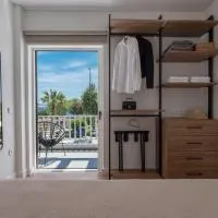WALK2BEACH Riviera Beachfront Luxury Studio Suite - Steps to Yabanaki Varkiza, hotel em Varkiza