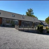 Ystrad Fach Farm, hotel en Llangendeirne