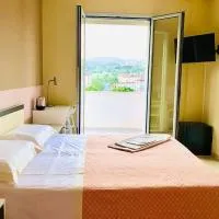 eco-Ostello LOCRIDE, viešbutis mieste Lokris