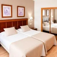 ARVA Santiago León, hotel u Leonu