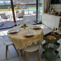 La PETITE MAISON, хотел в Gourdan-Polignan