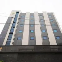Iksan 4 Seasons Hotel, hotelli kohteessa Iksan
