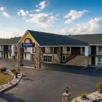 Days Inn by Wyndham Newberry South Carolina，紐貝里的飯店