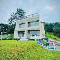 River Side Paradise Munnar, хотел в Anachal