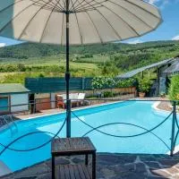 Guest House Fantaccini con Piscina, hotel a Pelago